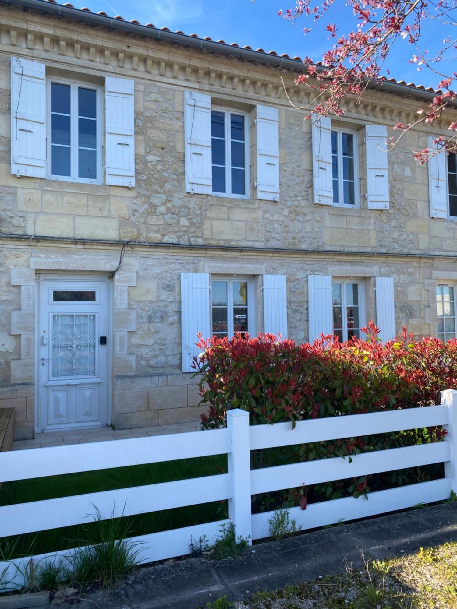 Appartement Chaleureux 6 Pers Beychac-et-Caillau Eksteriør bilde